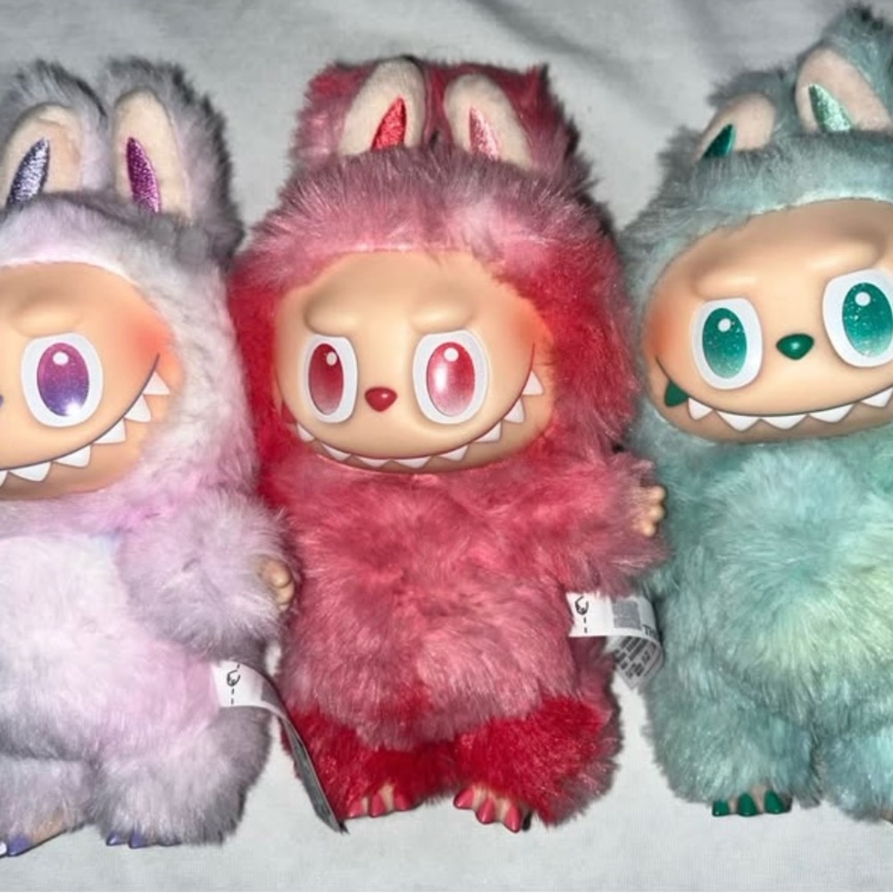 Big into Energy Labubu & QuQu